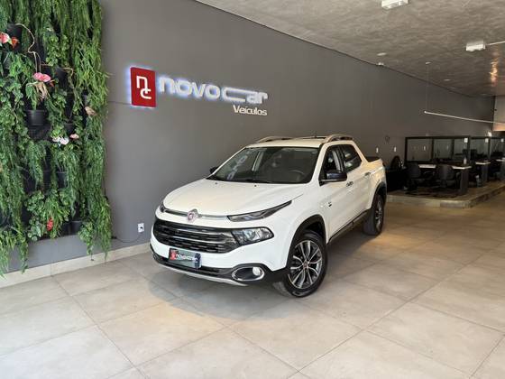 FIAT TORO 2.0 16V TURBO DIESEL VOLCANO 4WD AT9